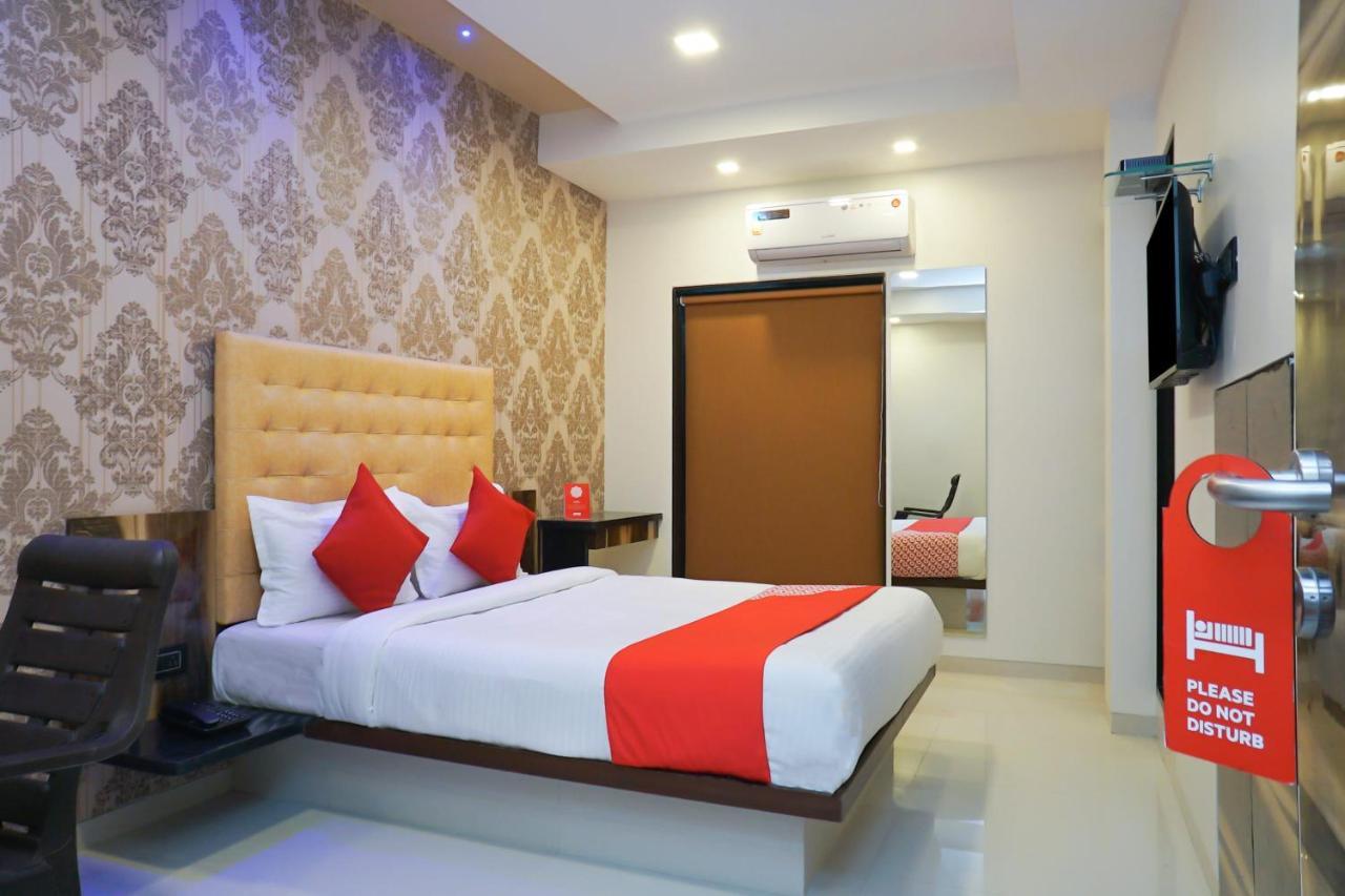 Oyo 18995 Airport Annex Hotel 3*